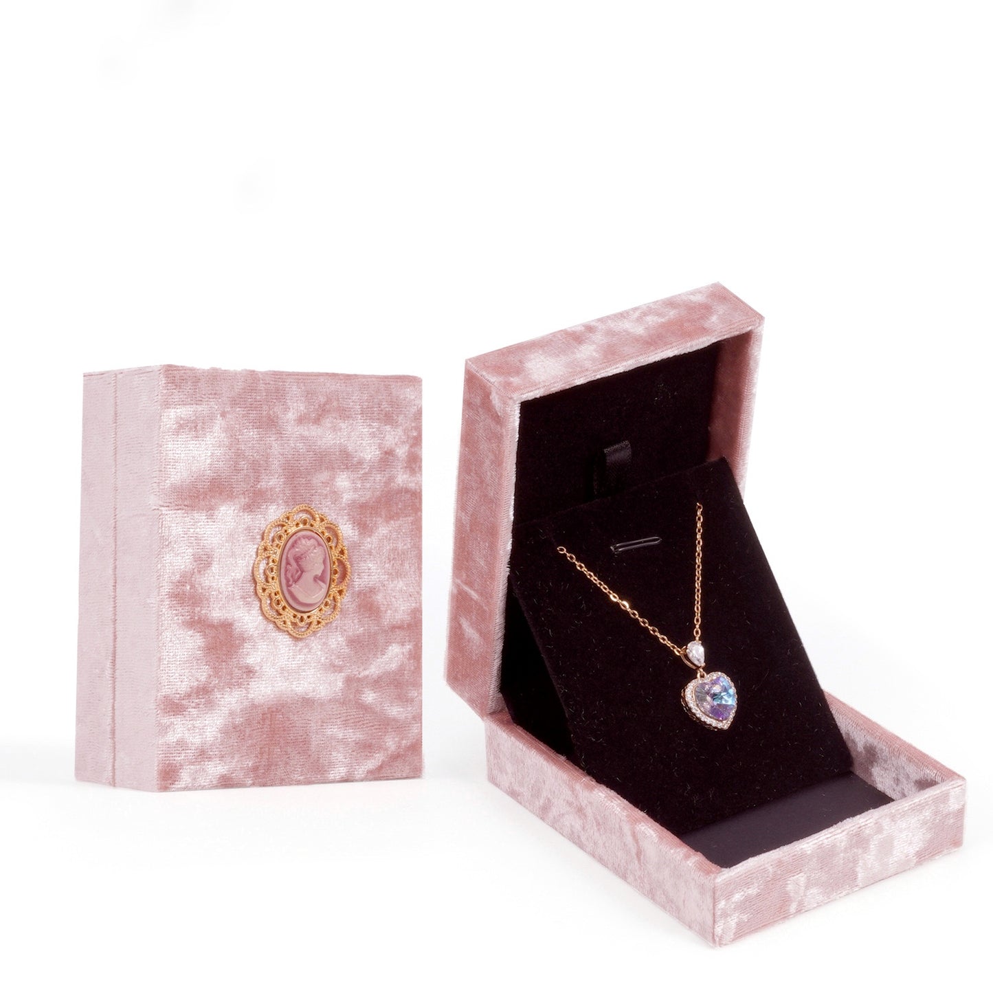 Scatola di Velluto Rosa per Collana con Cameo Vintage