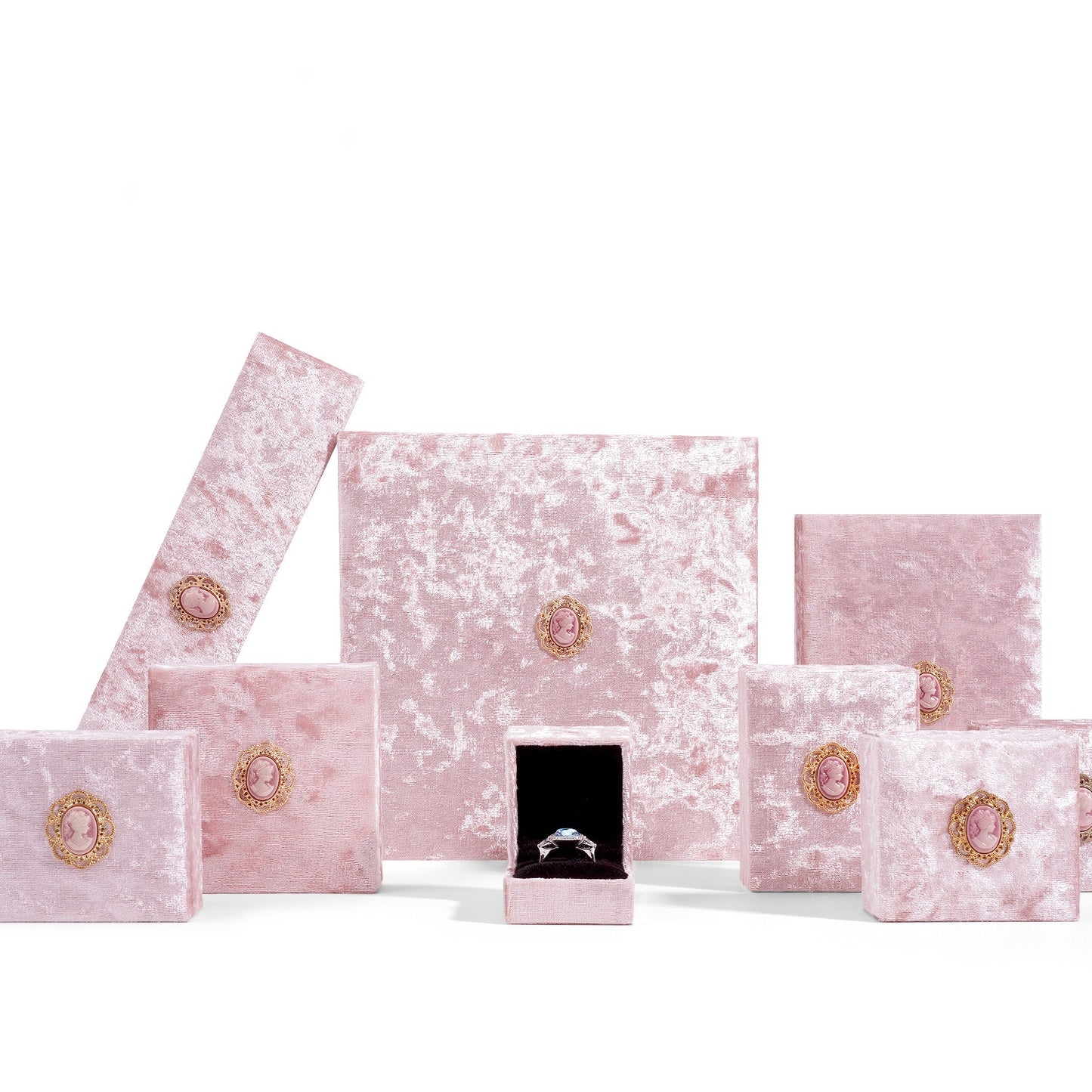 Scatola Porta Anelli in Velluto con Cammeo in Rilievo - Elegante Design Vintage