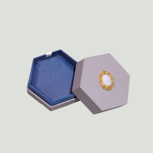 Elegante Scatola Porta Gioielli Esagonale con Cammeo