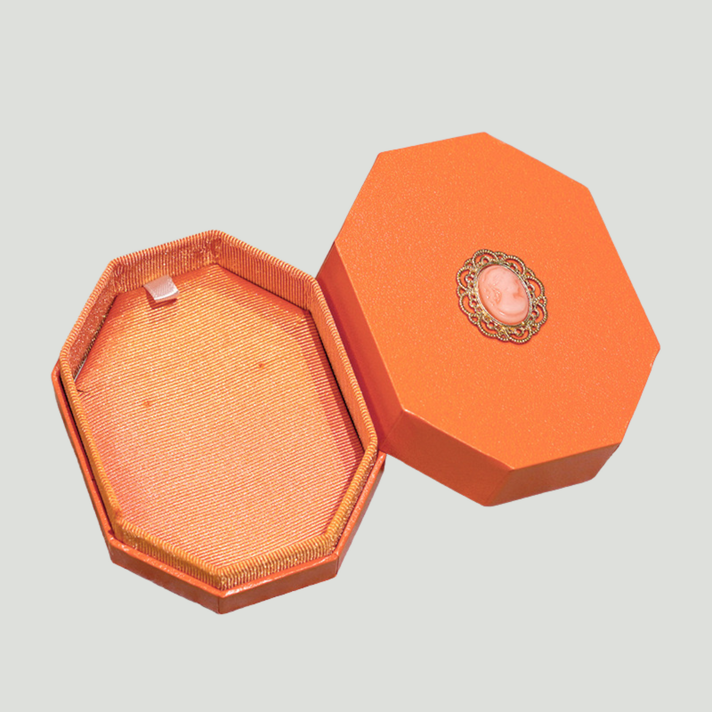 Elegante Scatola Porta Gioielli Esagonale con Cammeo